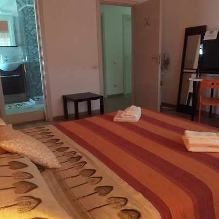Orlando Bed & Breakfast Matera Bagian luar foto